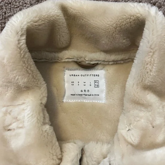 Urban Outfitters Brown Shearling Jacket - Picture 3 of 7